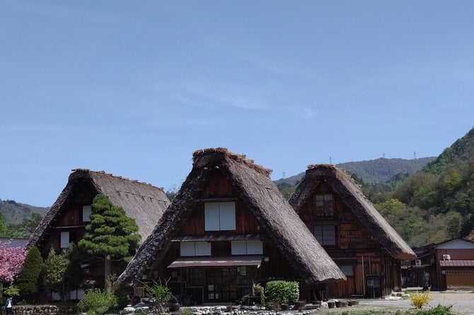 [Day Trip Bus Tour From Kanazawa Station] Shirakawa-Go / Takayama Tour Platinum Route Tour - Tour Details
