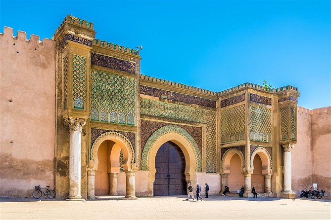 Day Trip - Casablanca > Fez - Directions and Logistics