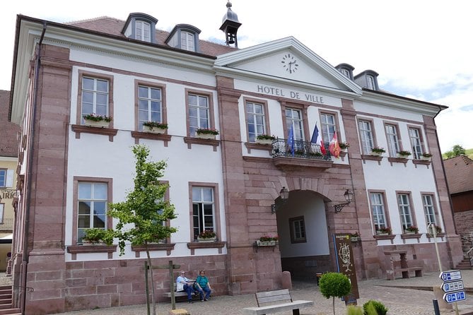 Day Trip: Colmar, Haut-Koenigsbourg, Riquewihr and Kaysersberg - Kaysersberg: A Picturesque Riverside Town