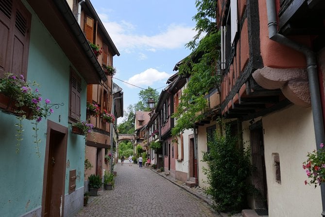 Day Trip: Colmar, Haut-Koenigsbourg, Riquewihr and Kaysersberg - Local Cuisine: Savory Delights and Sweet Treats