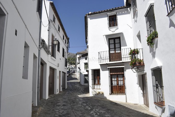 Day Trip From Jerez to White Villages - How to Get to the White Villages