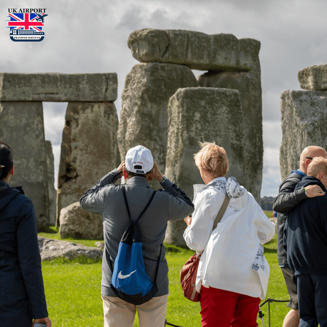 Day Trip from London to Stonehenge and Bath - A Guided Day Trip from London to Stonehenge and Bath: The Authentic Experience