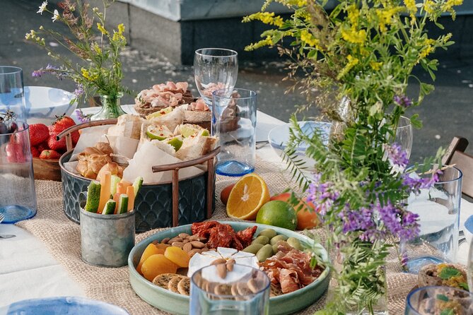 Day Trip From Paris : Gastronomical Experience & Castle Visit - Taking in Historical Grandeur