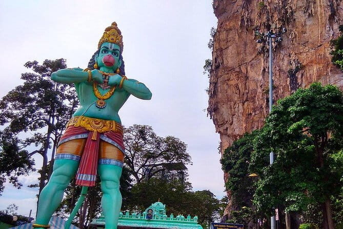 Day Trip from Port Klang Kuala Lumpur Famous Landmarks with Lunch - Practical Considerations: What Does the Tour Really Offer?