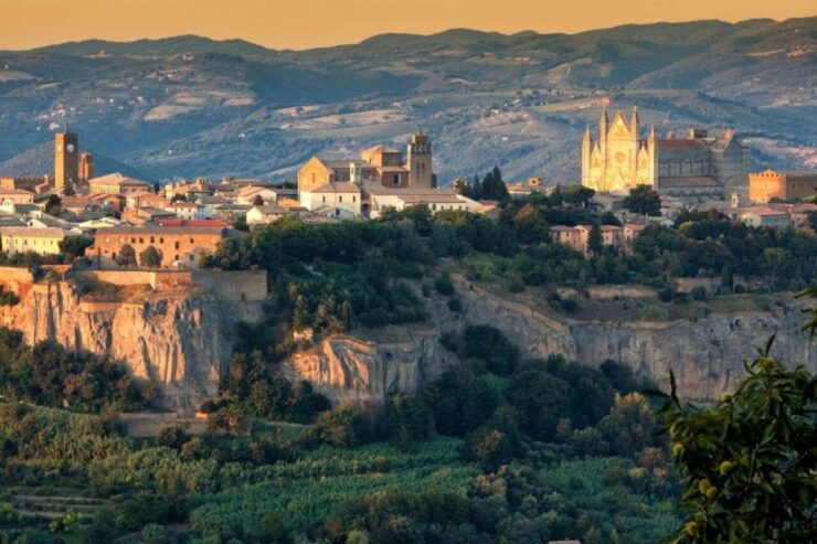 Day Trip From Rome to Orvieto & Civita Di Bagnoregio - Experience Description