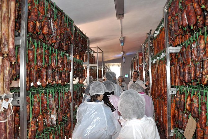 Day Trip From Sevilla to Aracena and La Gruta De Las Maravillas - Combo Trip Itinerary