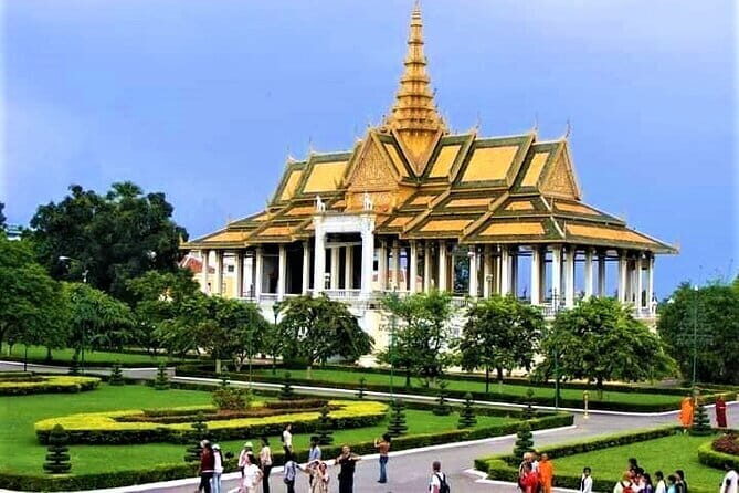 Day Trip from Sihanoukville to Phnom Penh for Cruise Passengers - Detailed Experience Breakdown