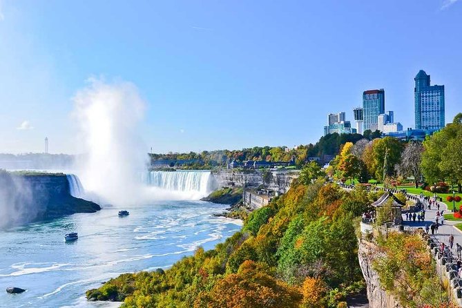 Day-Trip From Toronto to Niagara Falls With Falls Boat Ride - Driving Along Niagara Parkway