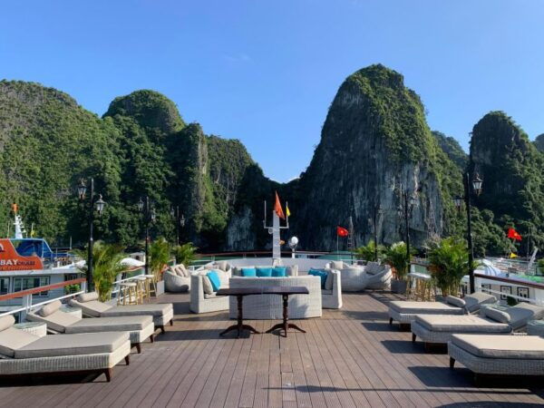 Day Trip Halong Bay Luxury VIP 6 Hours on Cruise - The Sum Up