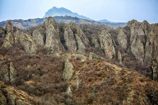 Day Trip Hike Rocky Fortress of Birtvisi With Lunch From Tbilisi - Itinerary Overview