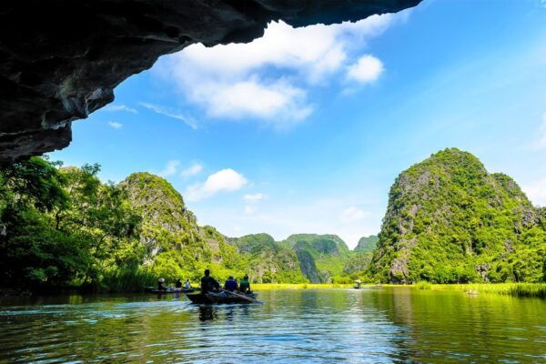 Day Trip: Hoa Lu, Trang An, Mua Cave With Transfer - Common Questions