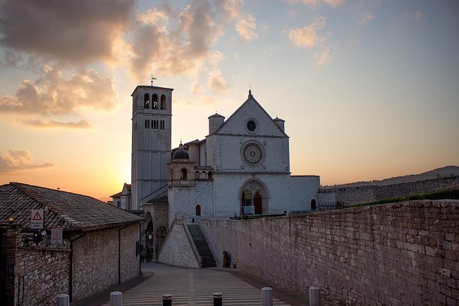 Day Trip: Lasagna Cooking Class With Lunch + Assisi Private Tour - Booking Process