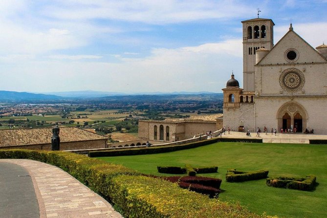 Day Trip: Lasagna Cooking Class With Lunch + Assisi Private Tour - Important Note