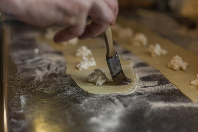 Day Trip: Pasta Cooking Lab With Lunch & Perugia Guided Tour - Good To Know