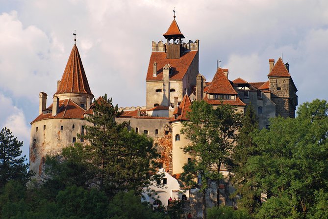 Day Trip Through Brasov in Transylvania and Bran, Peles, and Rasnov Castles - Castle Exploration