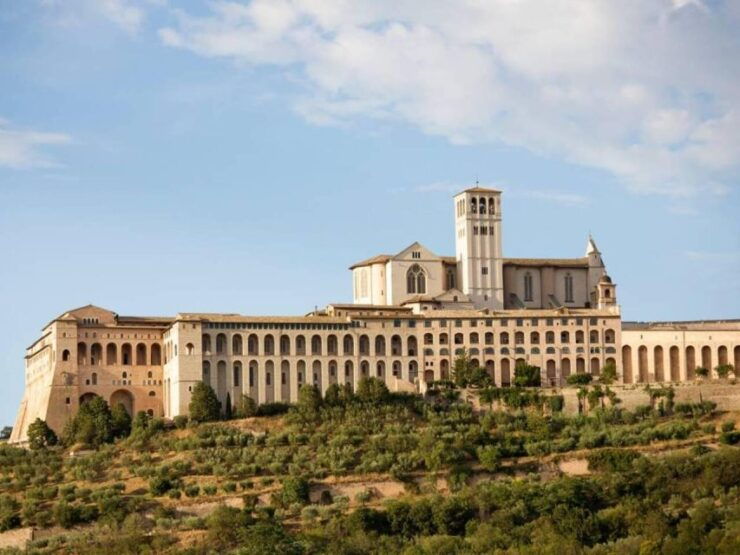 Day Trip to Assisi With Truffle Hunt & Lunch Bio From Rome - Booking Information