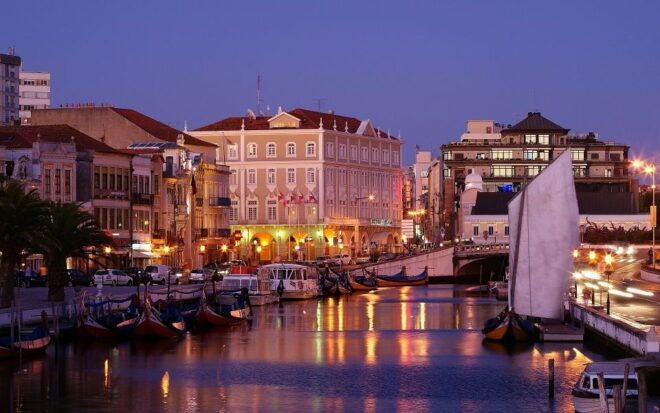 Day Trip to Aveiro (The Venice of Portugal) + River Cruise - Accessibility Information