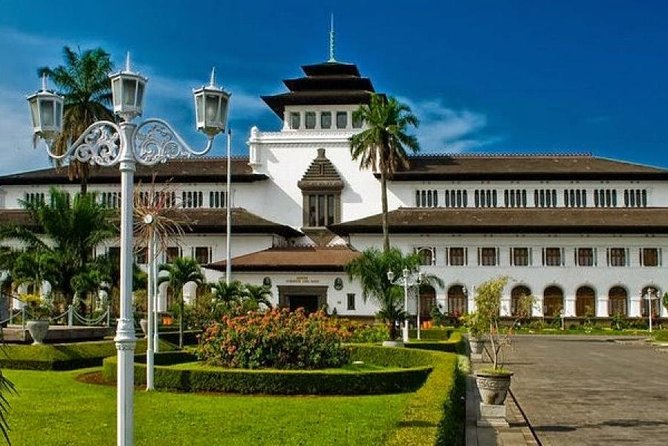 DAY TRIP TO BANDUNG CITY From Jakarta - Must-Visit Attractions in Bandung