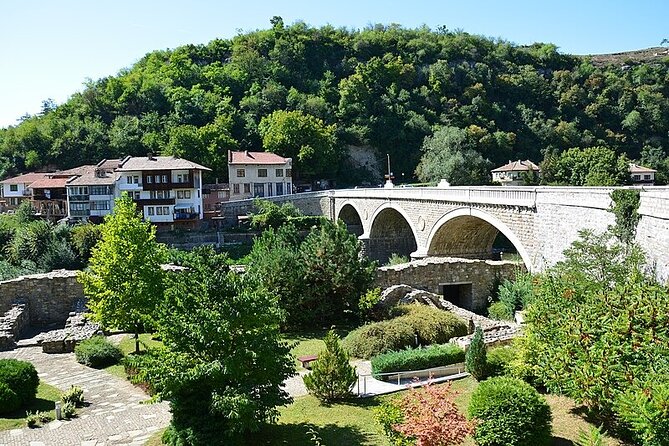 Day Trip to Bulgaria, Veliko Tarnovo-Private Tour From Bucharest - Directions