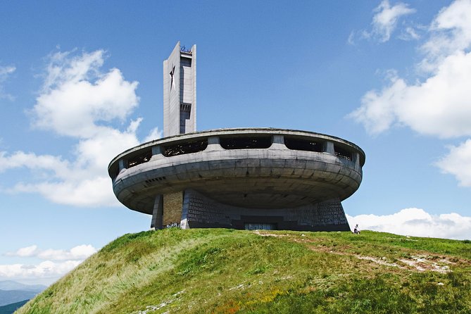 Day Trip to Buzludzha From Veliko Tarnovo - Itinerary