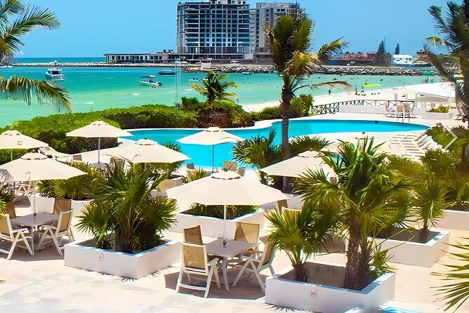 Day trip to El Corchito Ecological Reserve and Playa - First Stop: El Corchito Ecological Reserve