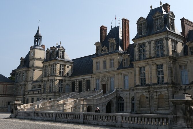 Day Trip to Fontainebleau : Horse Riding, Gastronomy and Castle - Horse Riding in Fontainebleau
