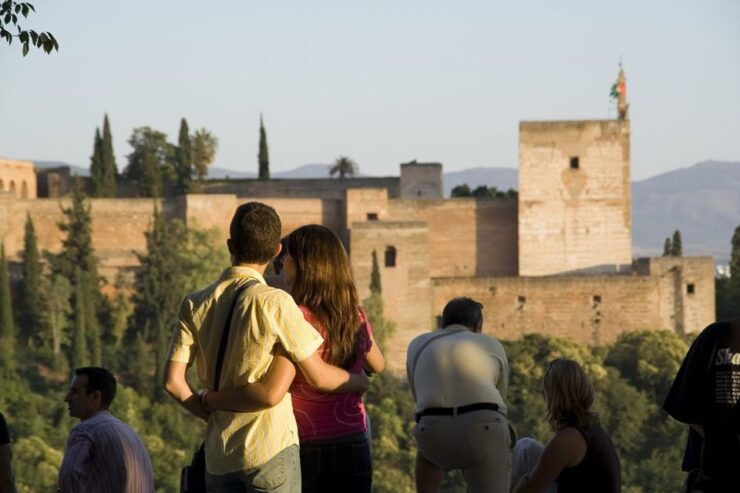 Day Trip to Granada From Seville: Alhambra and Albaicín - Activity Details and Logistics