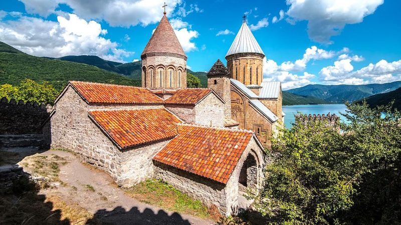 Day Trip to Kazbegi Gudauri Gergeti and Ananuri - Key points before you book