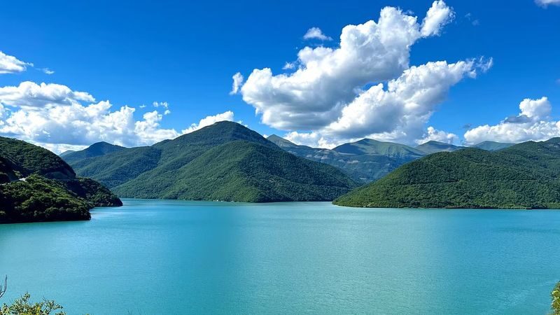 Day Trip to Kazbegi Gudauri Gergeti and Ananuri - The mountain route makes the day