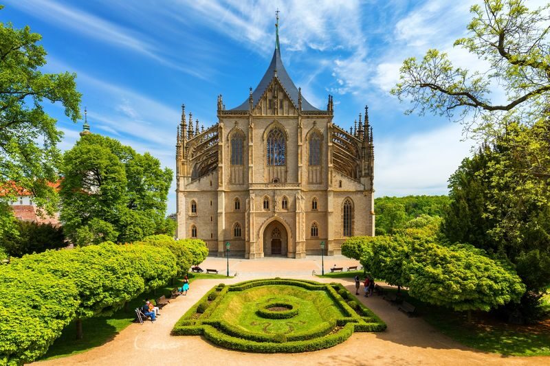 Day Trip to Kutna Hora from Prague - Hrádek Castle and the Italian Court: follow the money