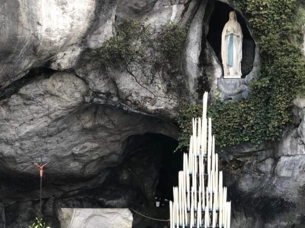 Day Trip to Lourdes - Cuisine Experiences