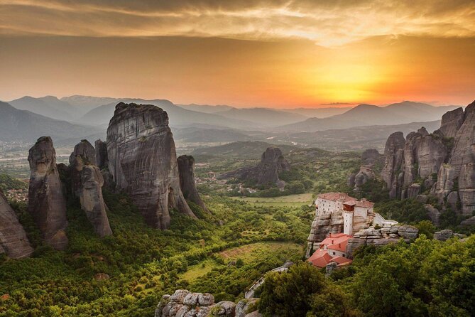Day Trip to Meteora From Athens - Top Attractions in Meteora