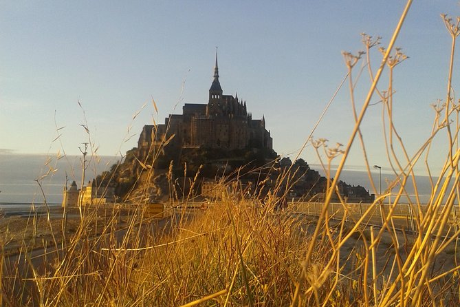 Day Trip to Mont Saint-Michel and Saint-Malo From Rennes With Driver-Guide - Guided Walking Tour in Saint-Malo