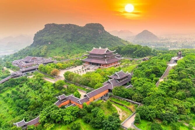 Day Trip to Ninh Binh Hoa Lu, Trang An, Mua Cave - An In-Depth Look at the Itinerary