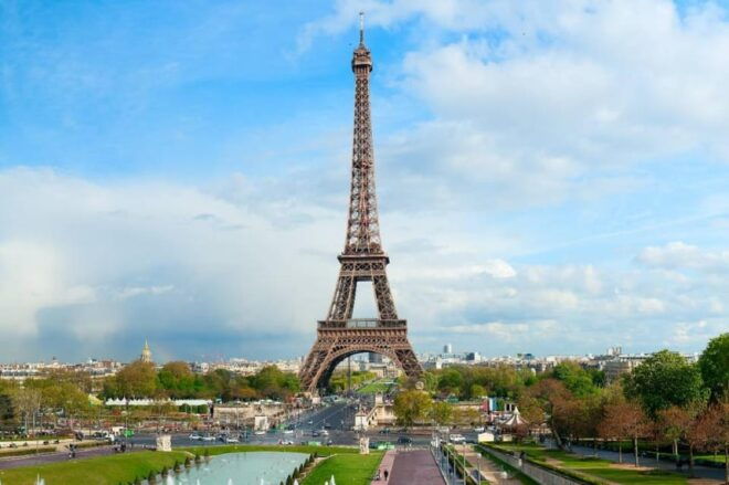 Day Trip to Paris With a 3-Course Lunch - Dining Experience Options