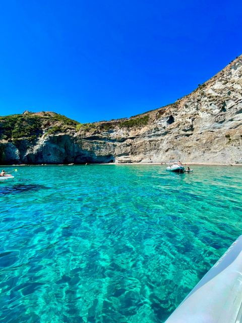 Day Trip to Pontine Islands With Lunch & Aperitif - Itinerary
