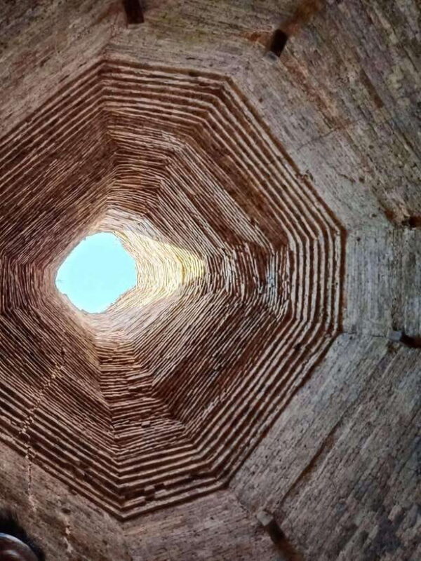 Day Trip to Sambor Preikuk, Kuhak Nokor & Spider Market - FAQ