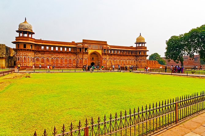 Day Trip to Taj Mahal and Agra From Kochi With Return Flights - Transportation Details