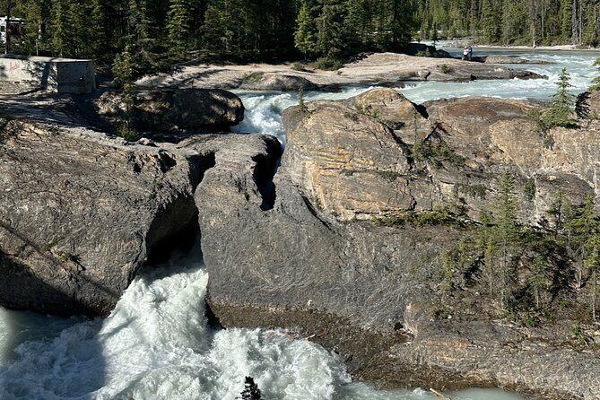 Day Trip to Takakkaw Falls Emerald Lake Natural Bridge Banff - Final Thoughts: Is This Tour for You?