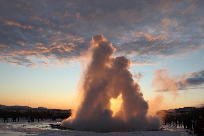 Day Trip to the Golden Circle and Hot Spring Geyser by 4WD Jeep From Reykjavik - Thingvellir National Park