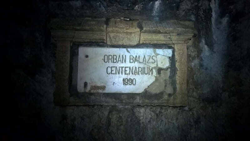 Day Trip to the Land of Hidden Caves - A Closer Look at the Experience