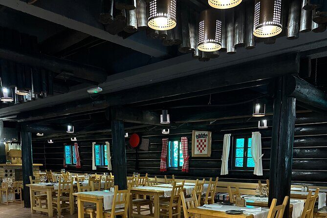 Day trip to the Plitvice Lakes incl. admission and lunch - What Makes This Tour Stand Out?