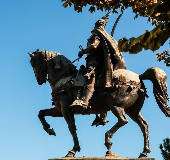 Day trip to Tirana & Kruja - Transitioning to Kruja: Mountain Air and Panoramic Views