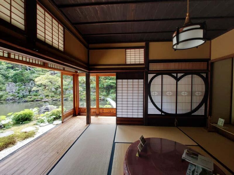 Day Trip to Tottori from Osaka: Dunes, Sake & Scenic Views - What Makes This Tour Stand Out?