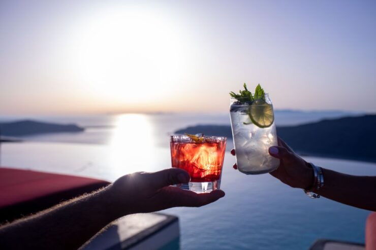 Daybed Relaxation With Infinity Pool Use With Caldera Views - Luxurious Double Daybed Relaxation