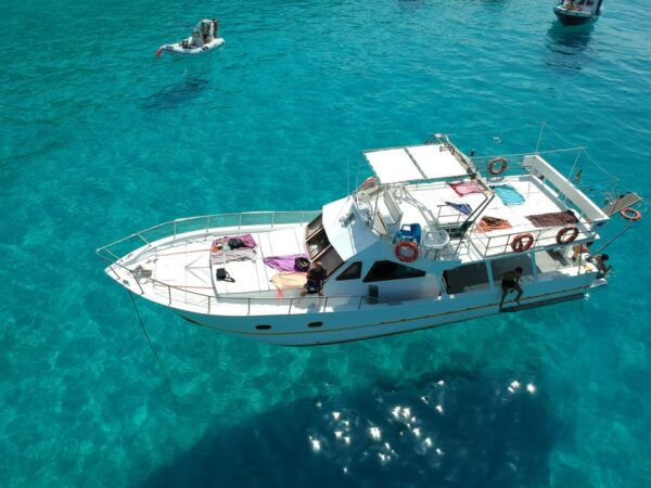 Daytime Boat Excursion in Lampedusa With Typical Local Lunch - Natural Wonders to Explore