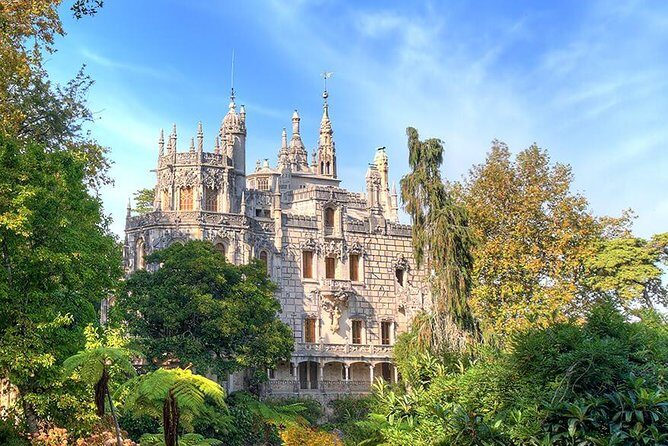 DayTrip from Lisbon to Sintra+Cascais PRIVATE TOUR-small groups - Who Should Book This Tour?