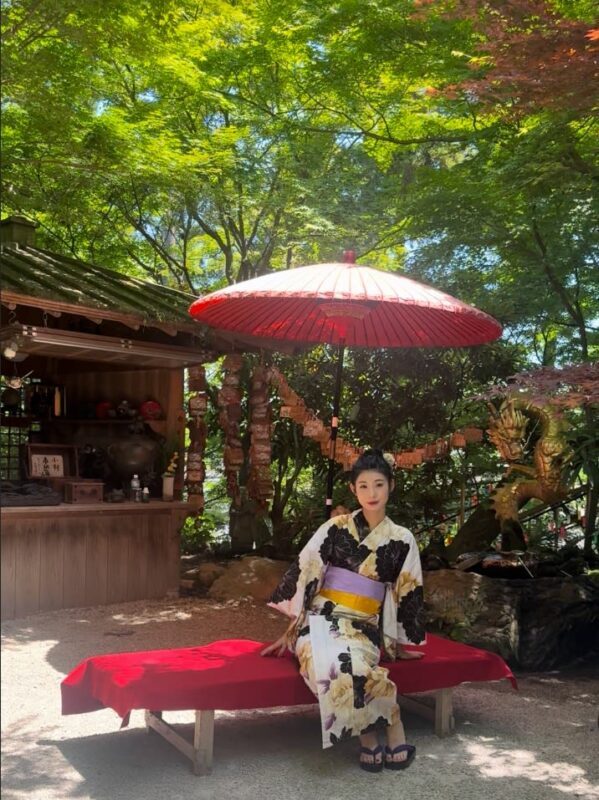 Dazaifu Tenmangu Shrine - Kimono Rental Experience (Fukuoka) - What the service is like