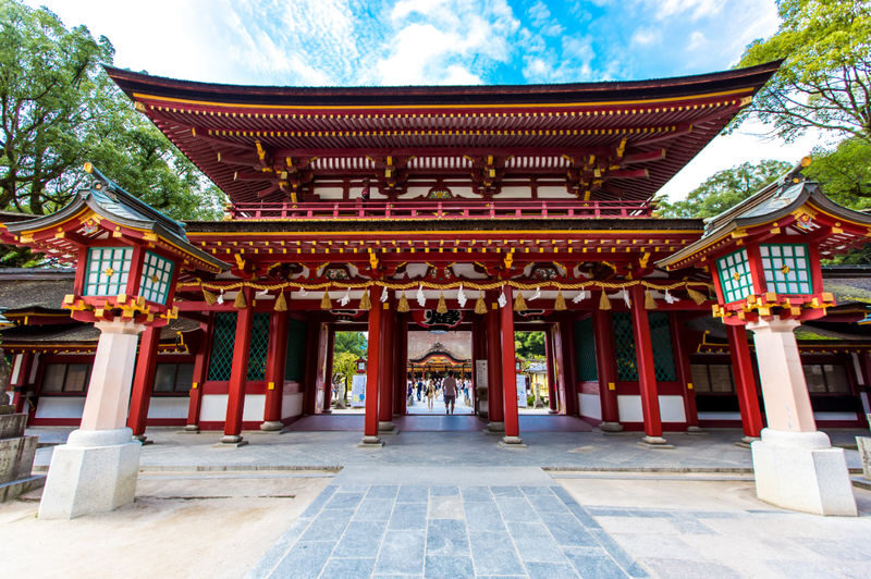 Dazaifu Tenmangu & Yufuin Old Town Full-Day Tour - Two stops, one full day