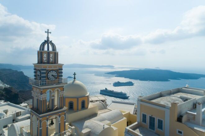 Dazzling Christmas Tour in Santorini - The Sum Up